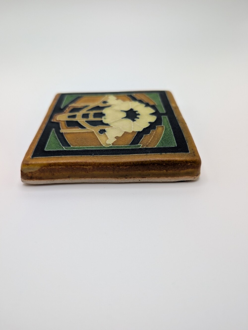 Motawi Poppy Tile 4x4 (Mid-century Modern Style) - Picture 6 of 10